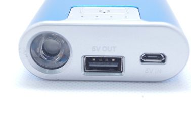 دوربین دیجیتال فلزی قابل حمل USB بانک قدرت 6600Mah بسته با LED مشعل