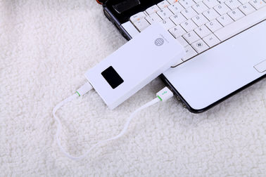 5000mAh بانک قدرت قابل حمل برای دستگاه های تلفن همراه با خروجی نمایش ال سی دی 5V 2.1A DC