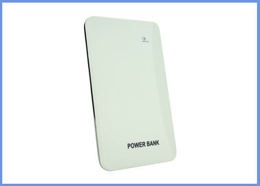 تلفن همراه لیتیوم قدرتمند باتری پلیمر بانک قدرت 8000mAh با کلید لمسی